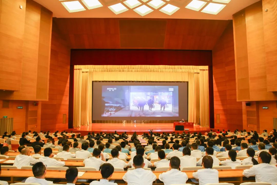 e99c8bf07015c4ab8850e60a3aa1a67b.jpg 2.jpg